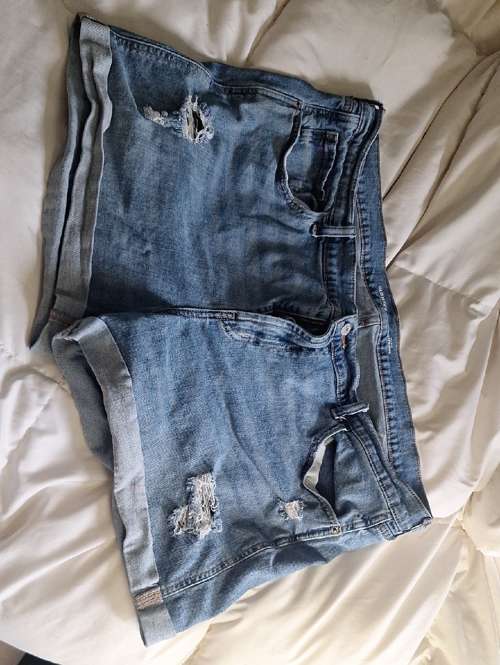 Old Navy Mid Rise Boyfriend Jeans Shorts